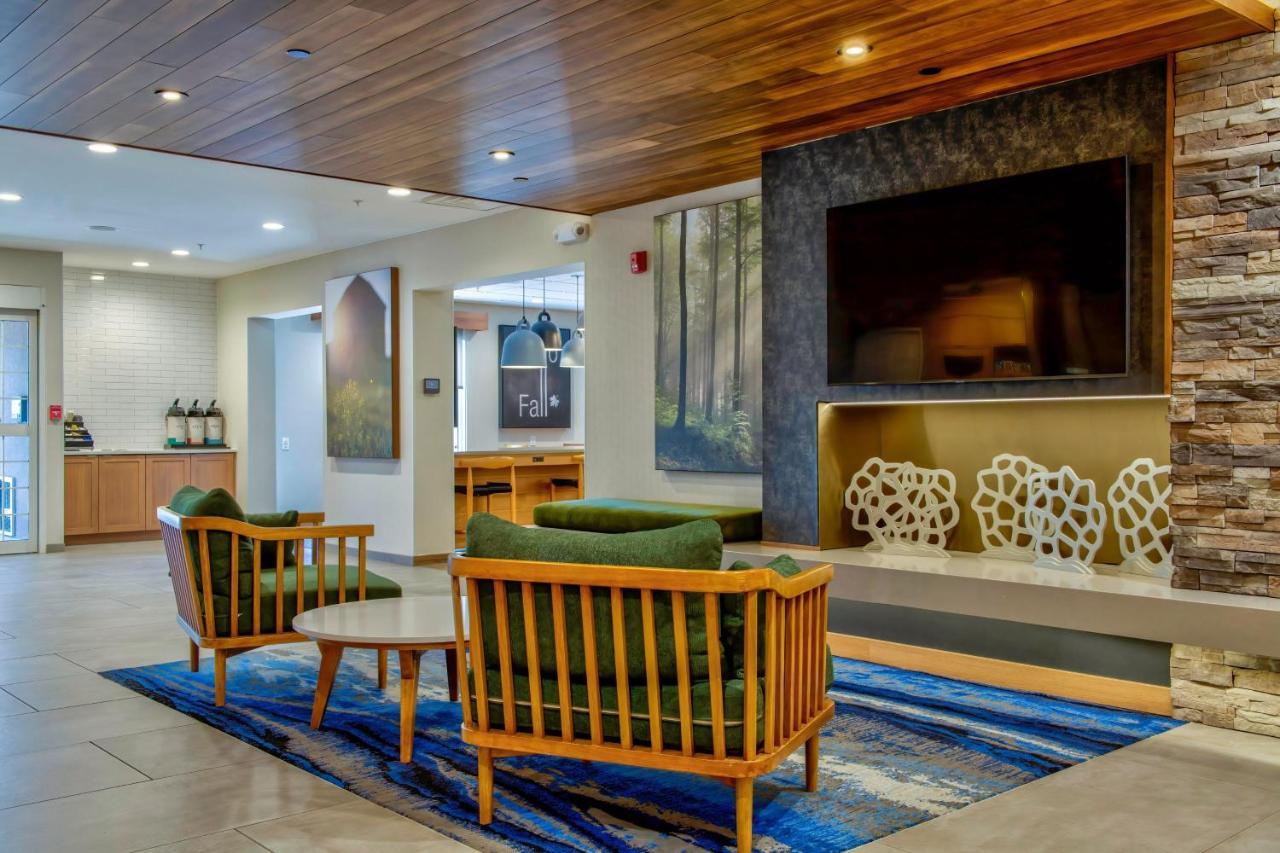 Fairfield & By Marriott Hotel 3*